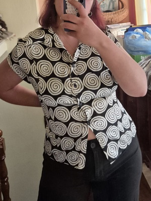 Y2K Spiral Print Blouse Used, Retro Abstract Shirt, Size M