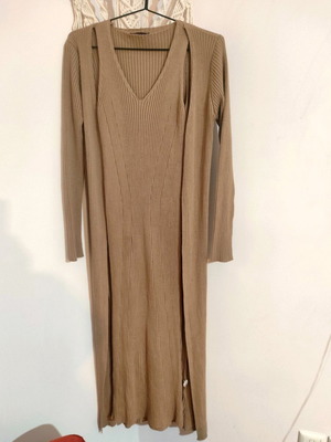 Long dress set with matching cardigan like new, beige