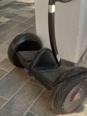 Ninebot scooter like new with charger