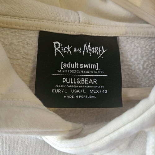 Rick and Morty sweatshirt Pull & Bear size L like new, beige