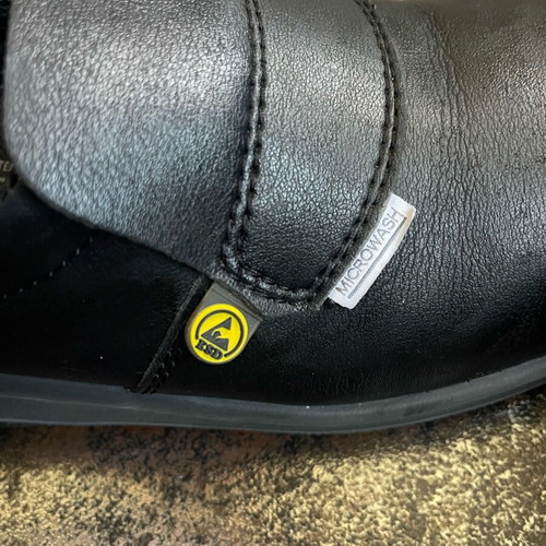 Giasco Medina S2 safety shoes used, black slip-on