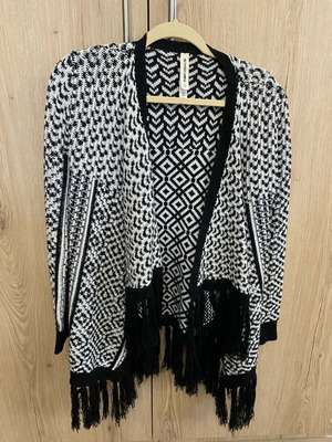 Wool cardigan black and white with fringes like new, size S
