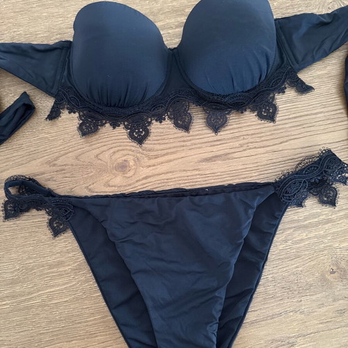 Calzedonia swimsuit used, size L, black