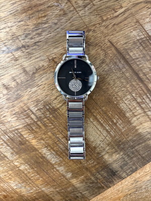 Michael Kors Portia Silver women's watch like new
