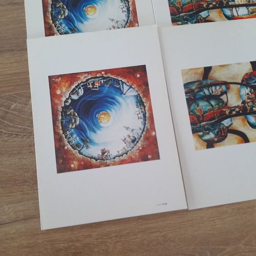 Greeting cards set of 4, slightly yellowed