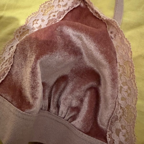 A-Style lace bralette size M, like new, pink