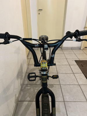 BMX Bullet bike with front and rear disc brakes