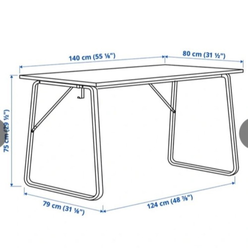 Gaming desk