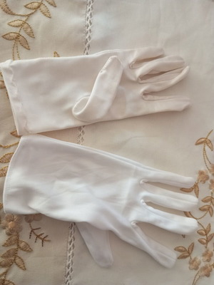 Gloves used, mismatched for crafts