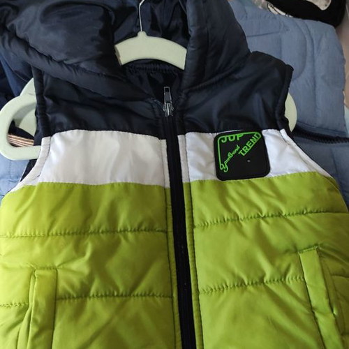 Children's vest lightly worn, size 1 for boys