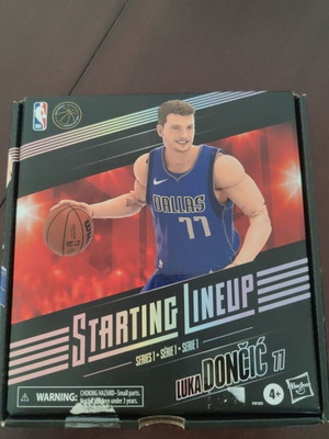 Колекционерска фигура Hasbro Starting Lineup Series 1 Luka Dončić нова