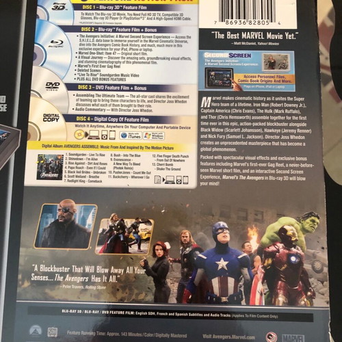 Marvels Avengers 3D Blu-Ray, Blu-Ray DVD collection used with many extras