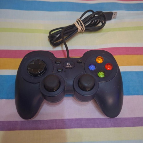 Logitech F310 Gamepad wired used for PC