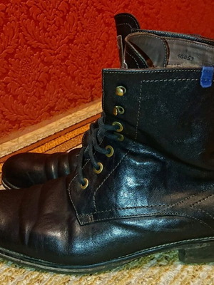 Floris van Bommel elegant boots like new