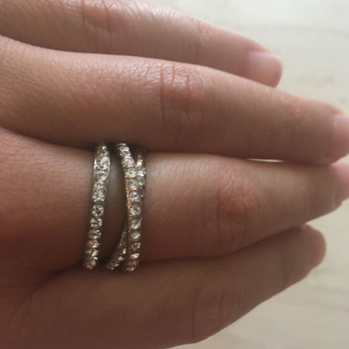 Rings set of 3 faux with rhinestones like new, silver