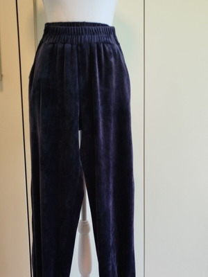 Noobass velvet blue tracksuit new, navy color, small/medium