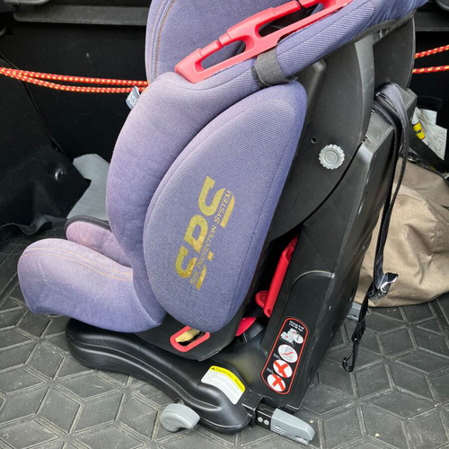Kiddo Cruizer GTS Isofix car seat used 9-36kg with recline and height adjustment