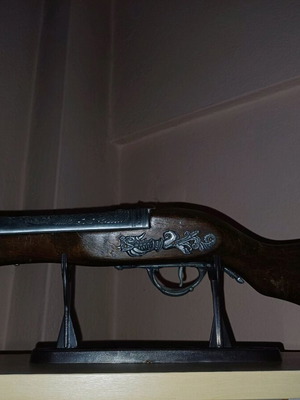 Traditional rifle like new