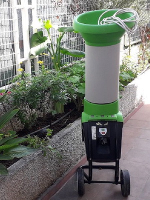 Τεμαχιστής κλαδιών ηλεκτρικός VIKING GE 250 μεταχειρισμένος