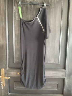 Off-shoulder mini dress with glove sleeves black, new