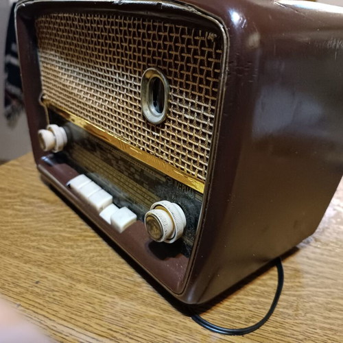 Vintage γερμανικό προπολεμικό ραδιόφωνο με λυχνίες μεταχειρισμένο
