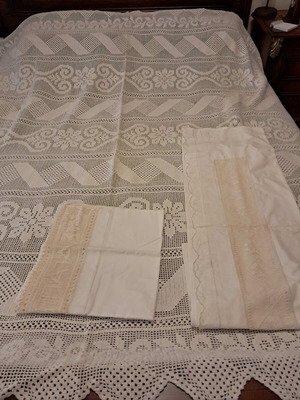 Vintage Handmade Bedroom Set used, knitted bedspread, sheet & 2 pillowcases