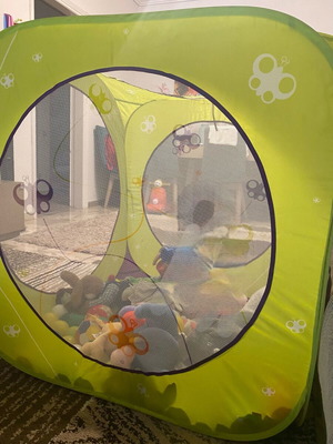 Playhouse ball pit pool new