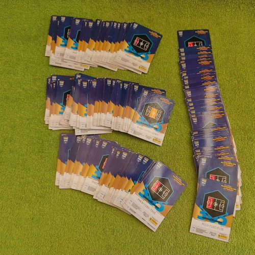 FIFA 365 Panini Adrenalyn XL 2023 cards like new, pack of 185