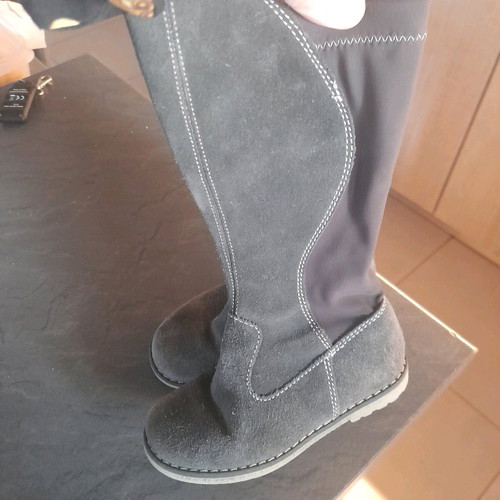 Primigi boots size 24 like new, grey suede for girls