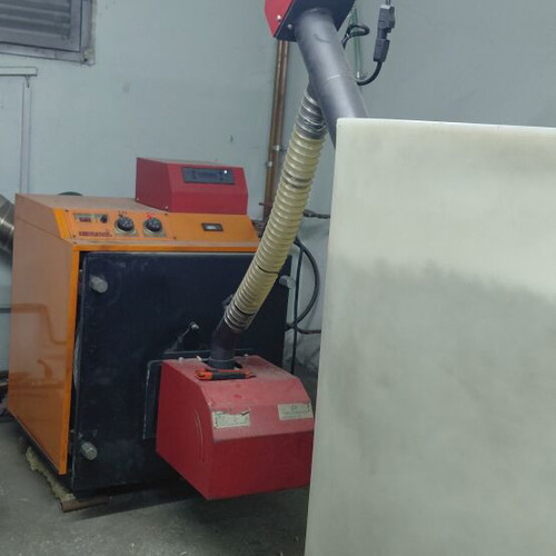 Pellet burner and boiler set