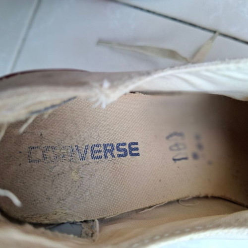All Star Converse athletic shoes used, beige, size 39