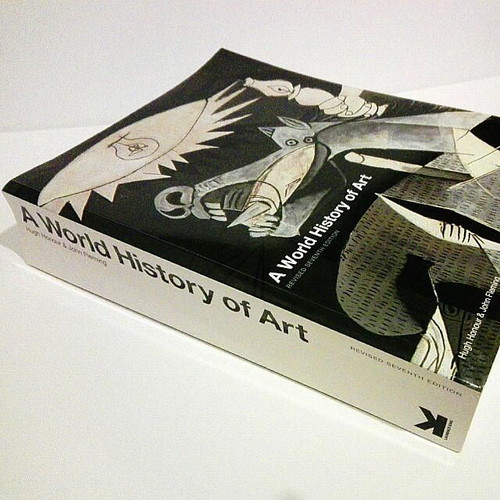 A World History of Art book like new
