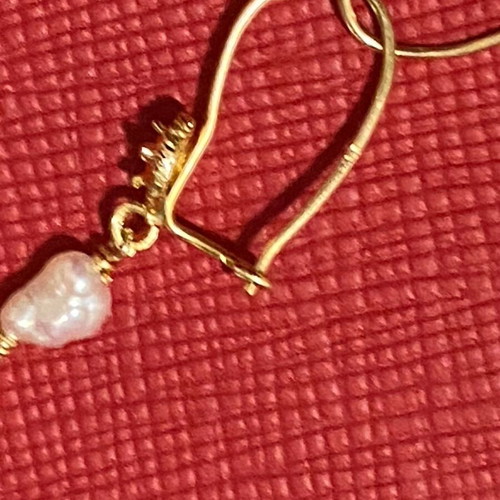 14K Gold Earrings new, 1.9 g