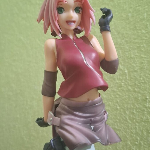 Sasuke Sakura figures used, set only