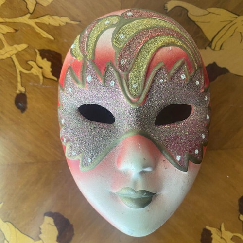 Vintage porcelain box used with Venetian mask