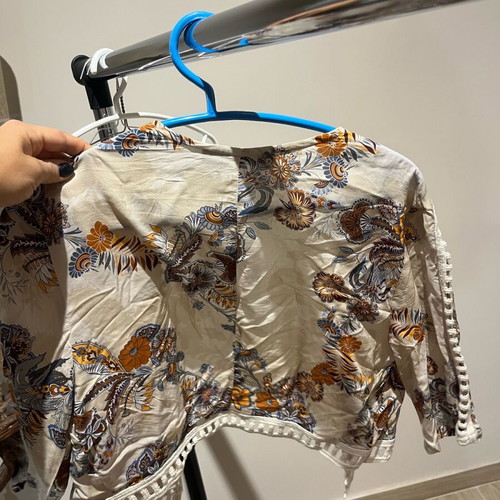 Bolero printed like new, short jacket MY T white and beige