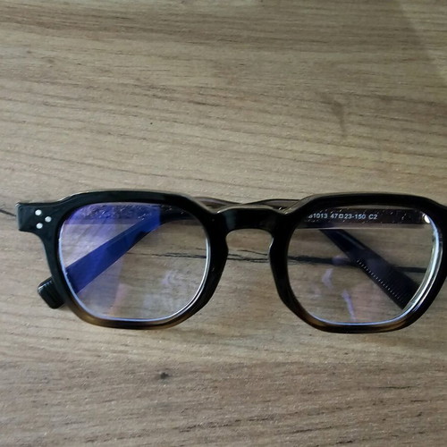 Blue light lens new, black, damaged glass type