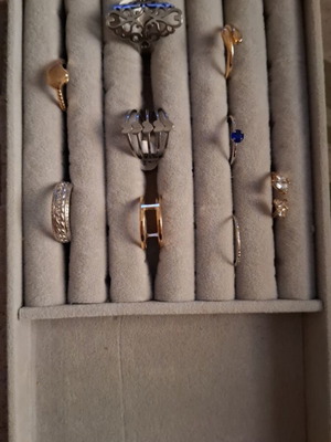 Rings new, set of 9 in silver and gold colors
