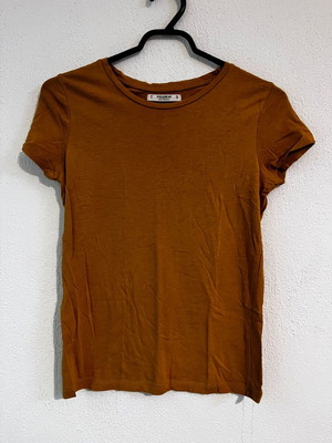 T-shirt Pull & Bear καφέ σαν καινούργιο, μέγεθος S