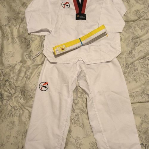 Taekwondo uniform for children 8-9 years like new, height 120-130cm