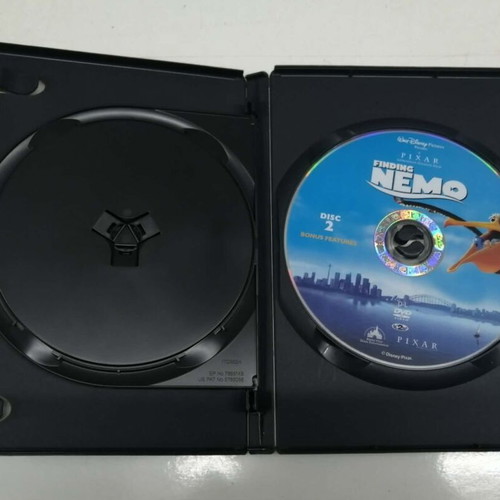 Finding Nemo DVD special edition 2 discs, like new, dubbed