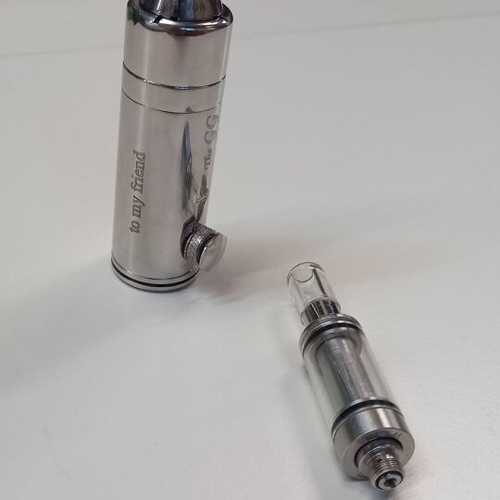 Mechanical Mod GG and 2 atomizers by Leo like new