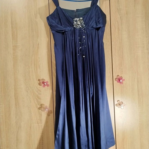 Cocktail dress like new with appliqué pearls blue size M