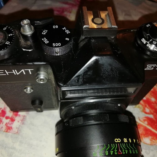 Zenit-ET Vintage 35mm SLR Camera with Helios 44-2 Lens and Case like new