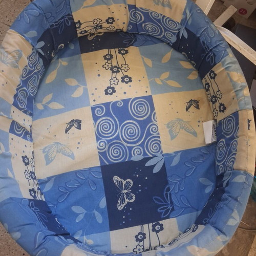 Dog bed new without tag
