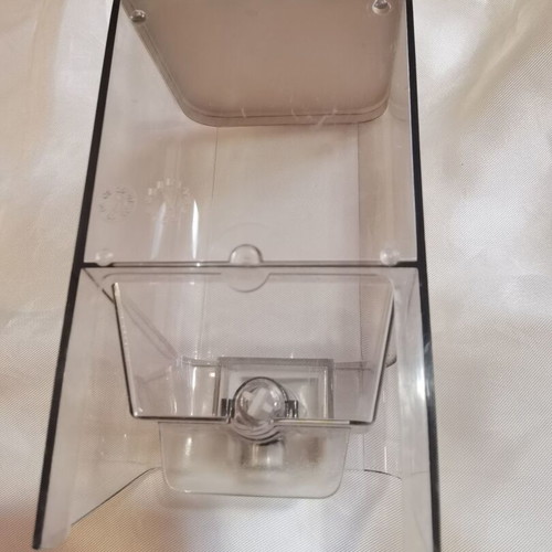 Soap dispenser like new