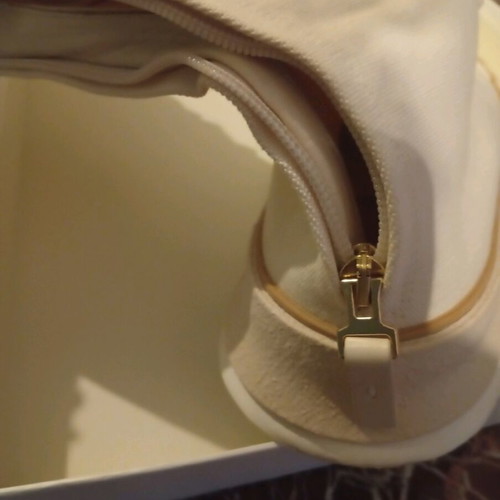 Max Mara boots new beige white with zipper and laces