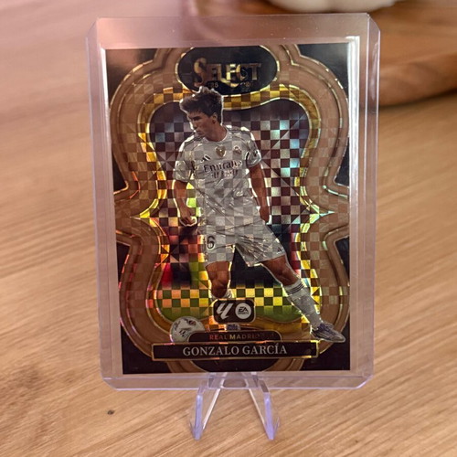 2025-26 Select La Liga Gonzalo Garcia Mezzanine Bronze Checker card like new