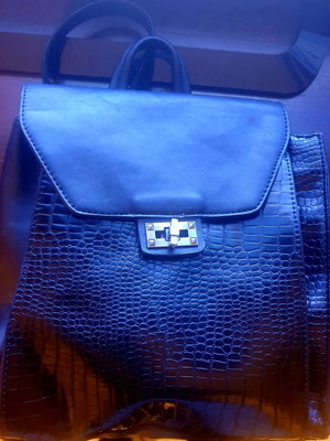 Γυναικεία τσάντα πλάτης Bag to Bag σαν καινούργιο, μαύρη