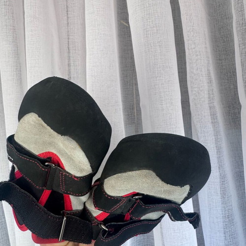 Madrock climbing shoes like new, size 39.5, women's/unisex